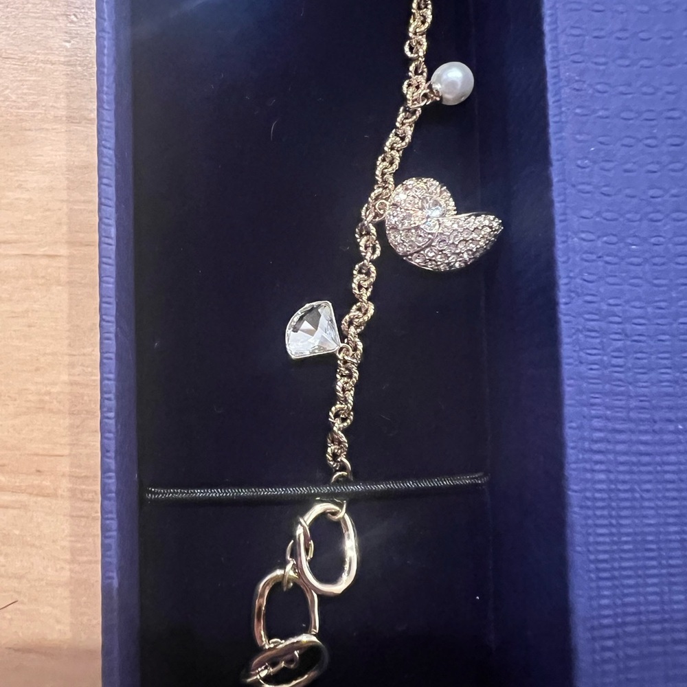 NEW Swarovski Ocean Charm Bracelet Gold Tone Crystal Shell Coral Pearl Dangle - Picture 6 of 6